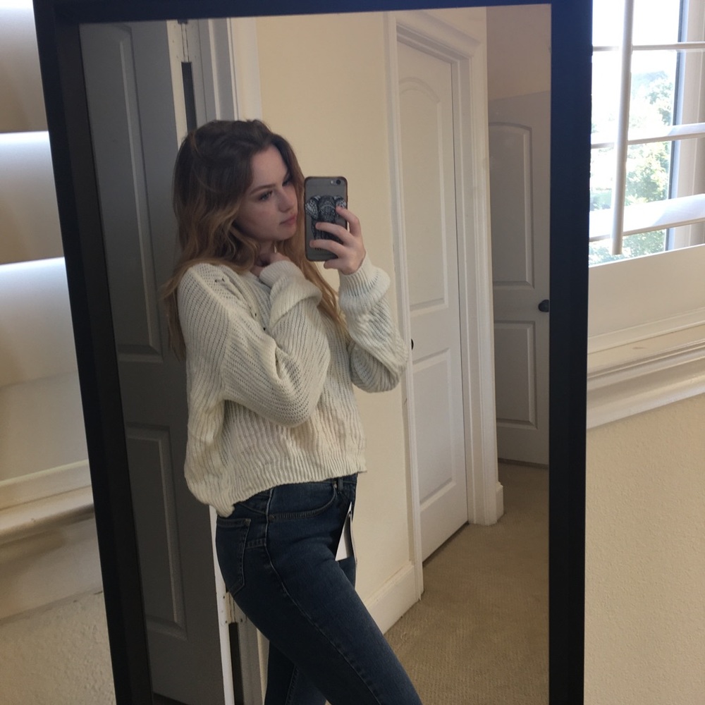 BOOHOO WHITE/CREAM KNIT SWEATER SIZE SMALL